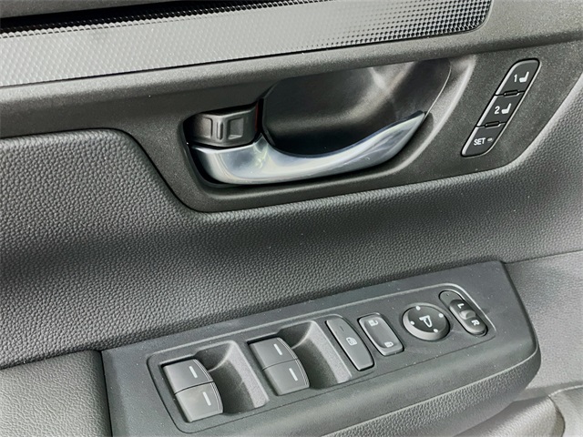 2026 Honda CR-V Hybrid Sport-L photo 17