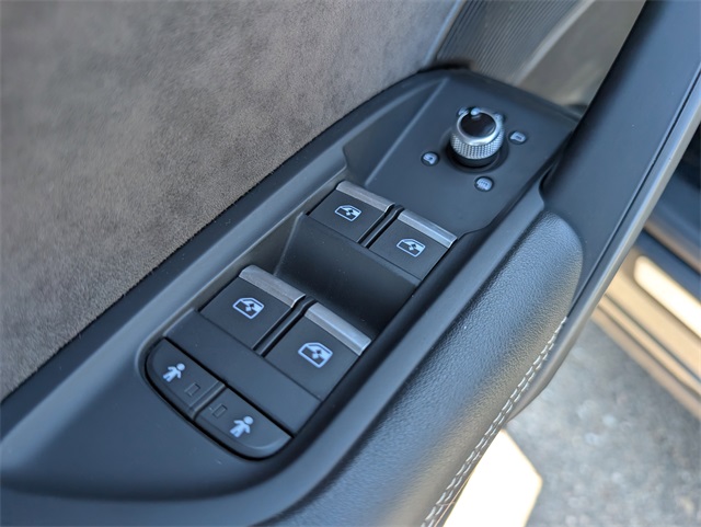 2020 Audi SQ5 Premium Plus photo 13