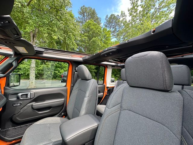 2025 Jeep Wrangler Sport S photo 21