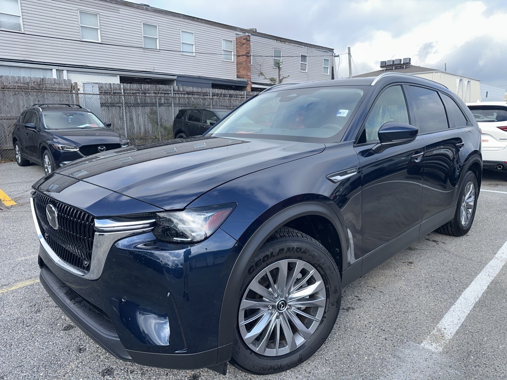 2025 Mazda CX-90 Preferred Package's photo