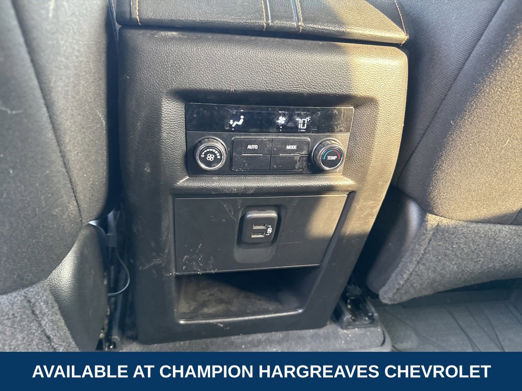 2021 Chevrolet Traverse Cloth photo 21