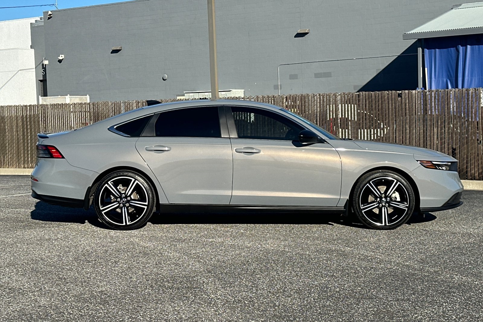 2025 Honda Accord Hybrid Sport photo 3