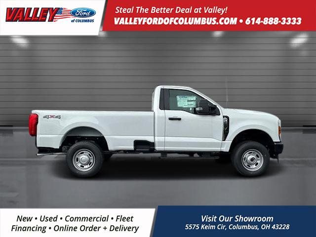 2025 Ford F-250 photo 3