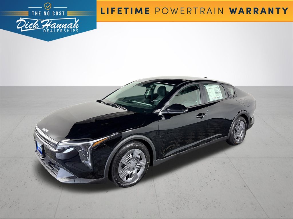 2025 Kia K4 LX's photo