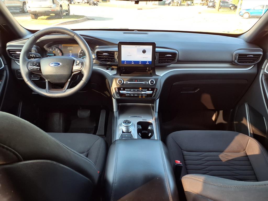 2020 Ford Explorer XLT photo 4