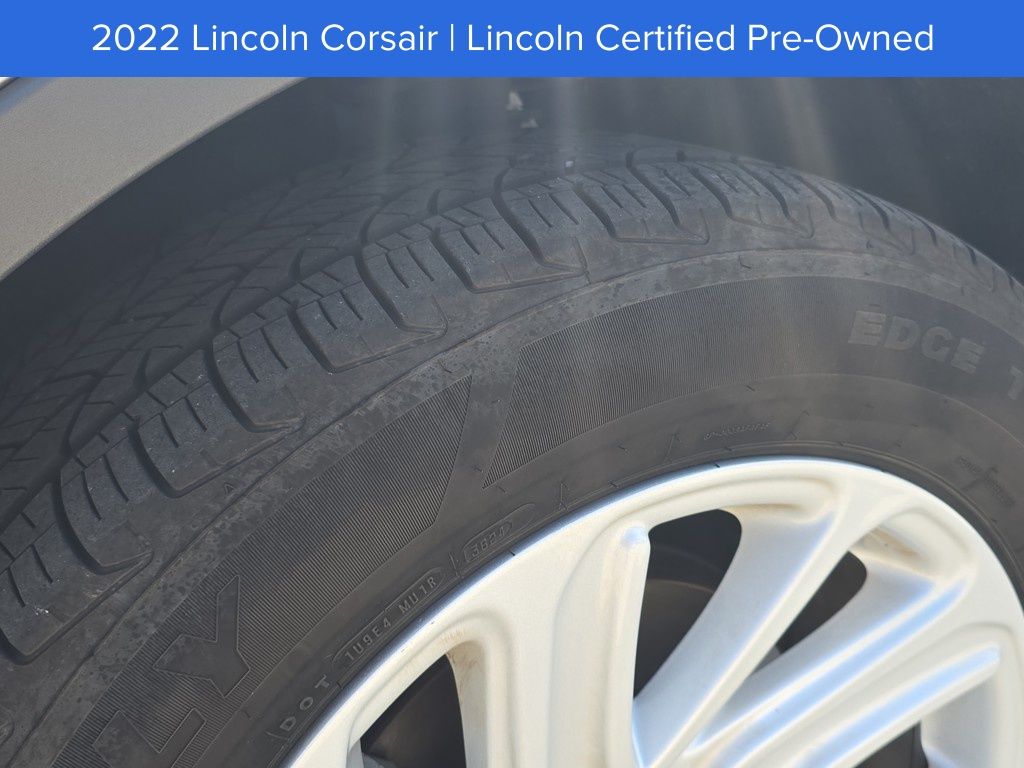 2022 Lincoln Corsair Standard photo 27
