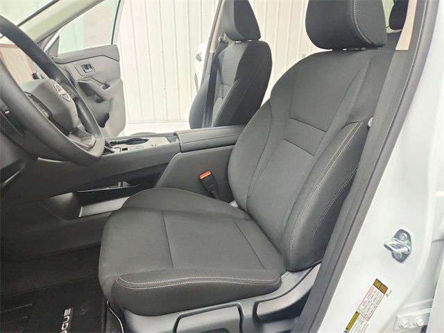 2025 Nissan Rogue S photo 19
