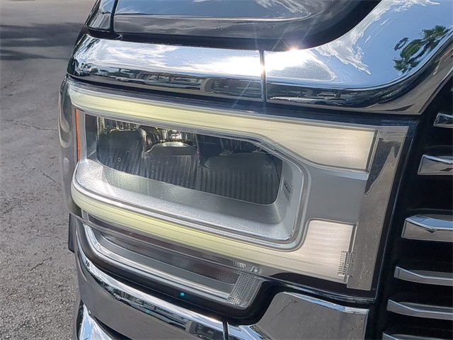 2021 Ram 2500 Laramie photo 10