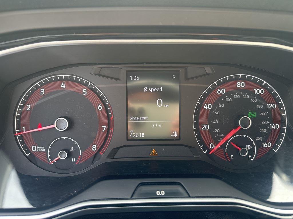 2019 Volkswagen Jetta R-Line photo 10