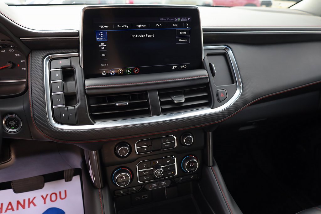 2021 Chevrolet Suburban RST photo 14