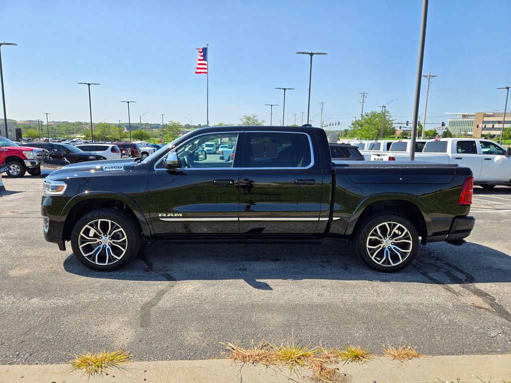 2025 Ram 1500 photo 6