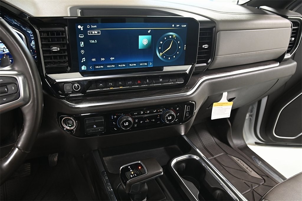 2024 Chevrolet Silverado 1500 LTZ photo 14