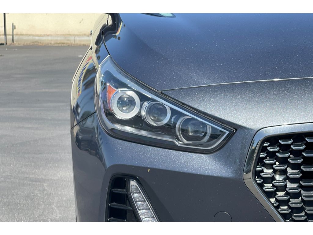 2018 Hyundai Elantra GT Base photo 12