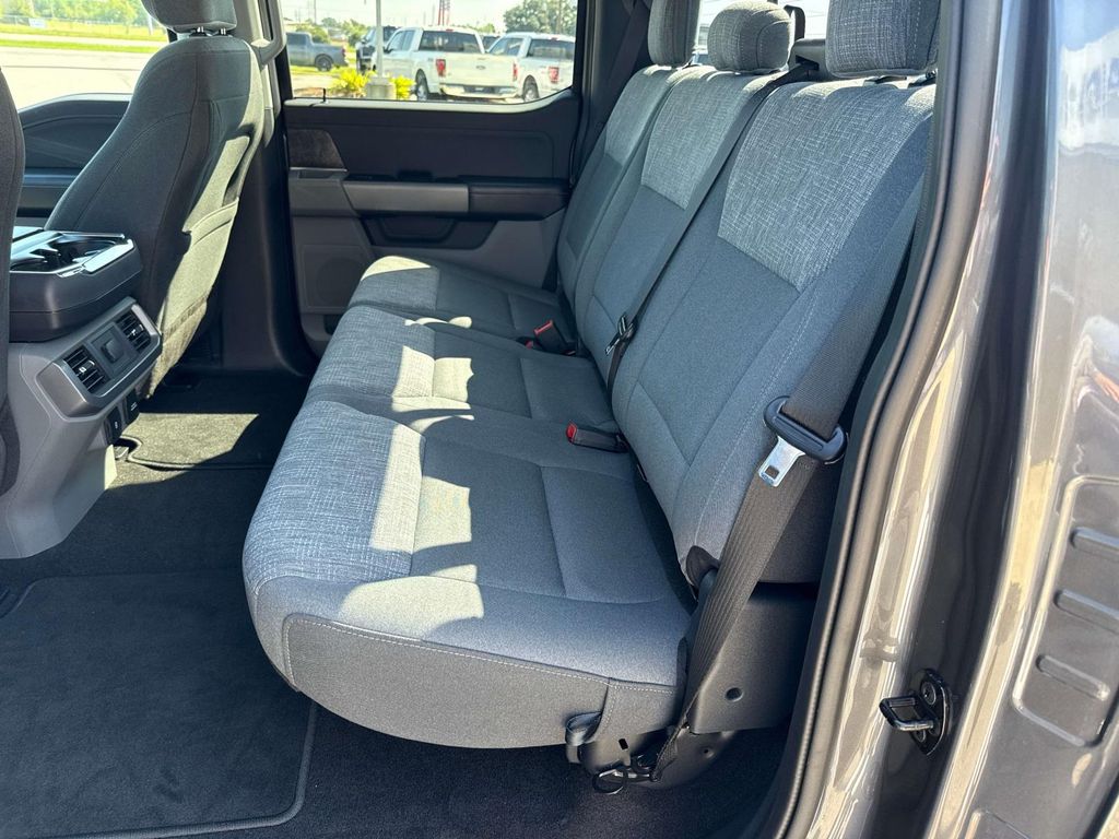 2021 Ford F-150 XLT photo 14