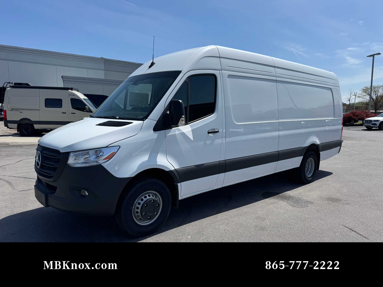 2024 Mercedes-Benz Sprinter Cargo Van Base's photo