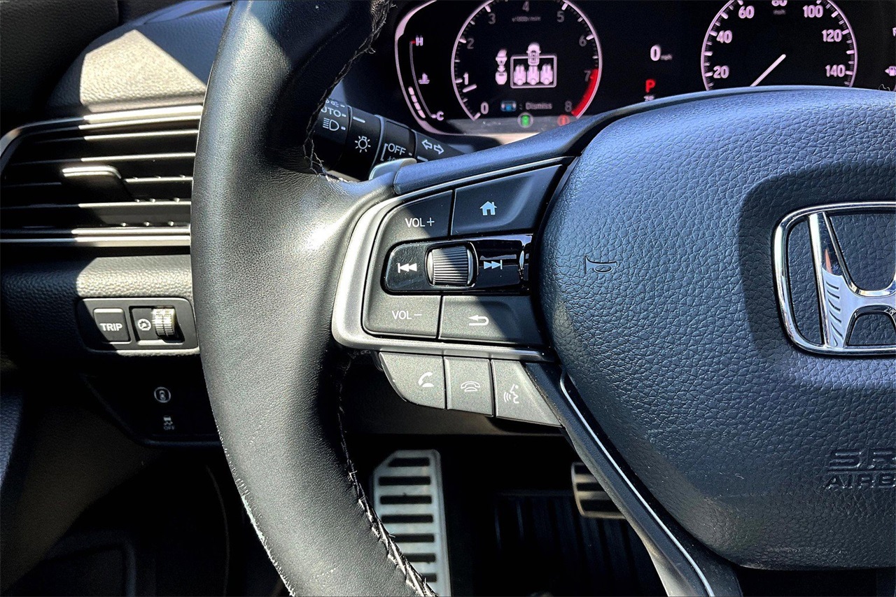 2022 Honda Accord Sport 2.0T photo 25