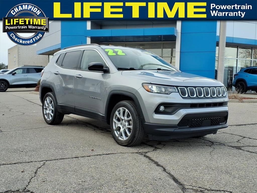 2022 Jeep Compass Latitude Lux's photo