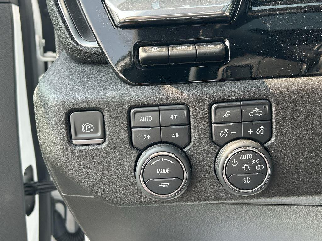 2024 Chevrolet Silverado 2500HD LTZ photo 20