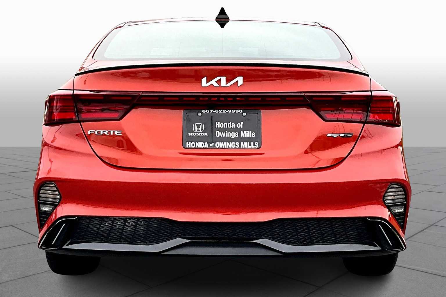 2023 Kia Forte GT-Line photo 4