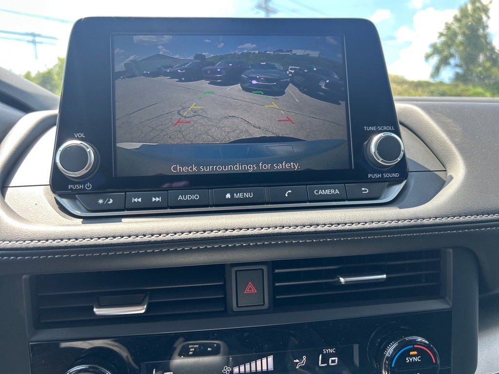 2026 Nissan Rogue SV photo 5