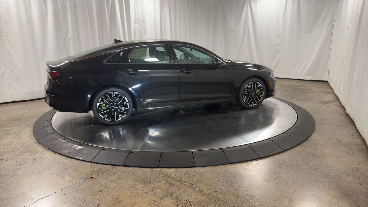 2026 Kia K5 GT photo 2