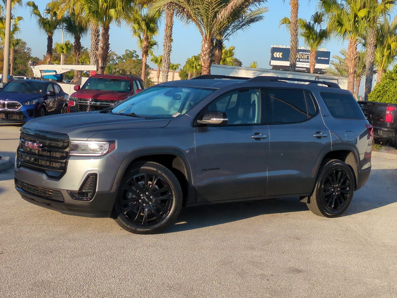 2022 GMC Acadia SLT