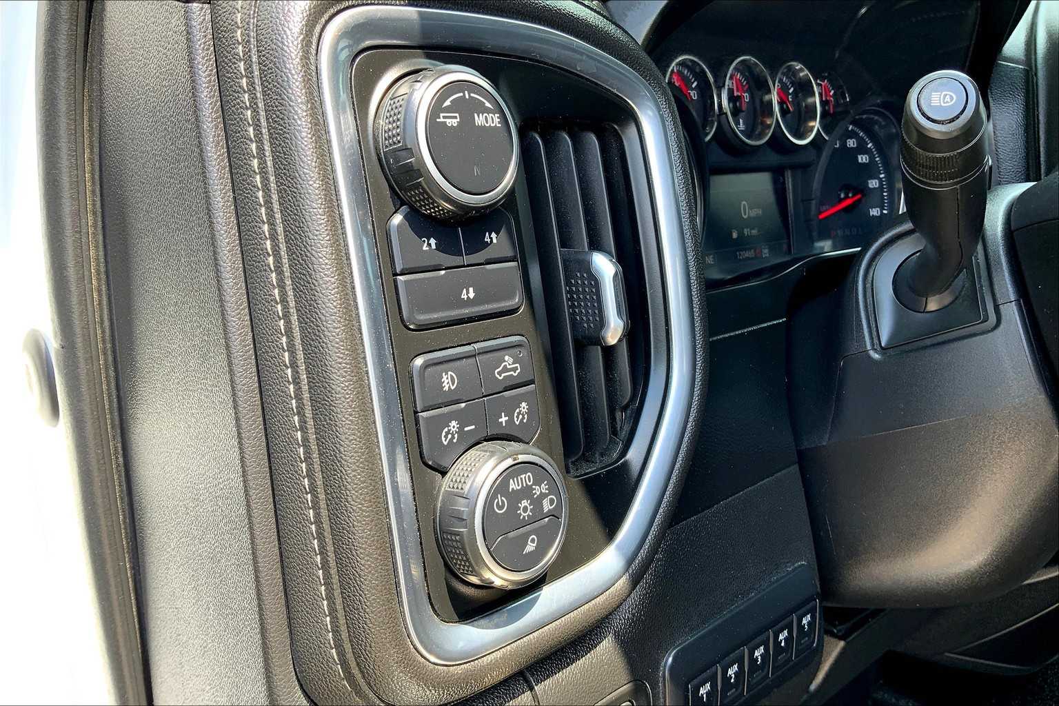 2021 Chevrolet Silverado 2500HD LT photo 30