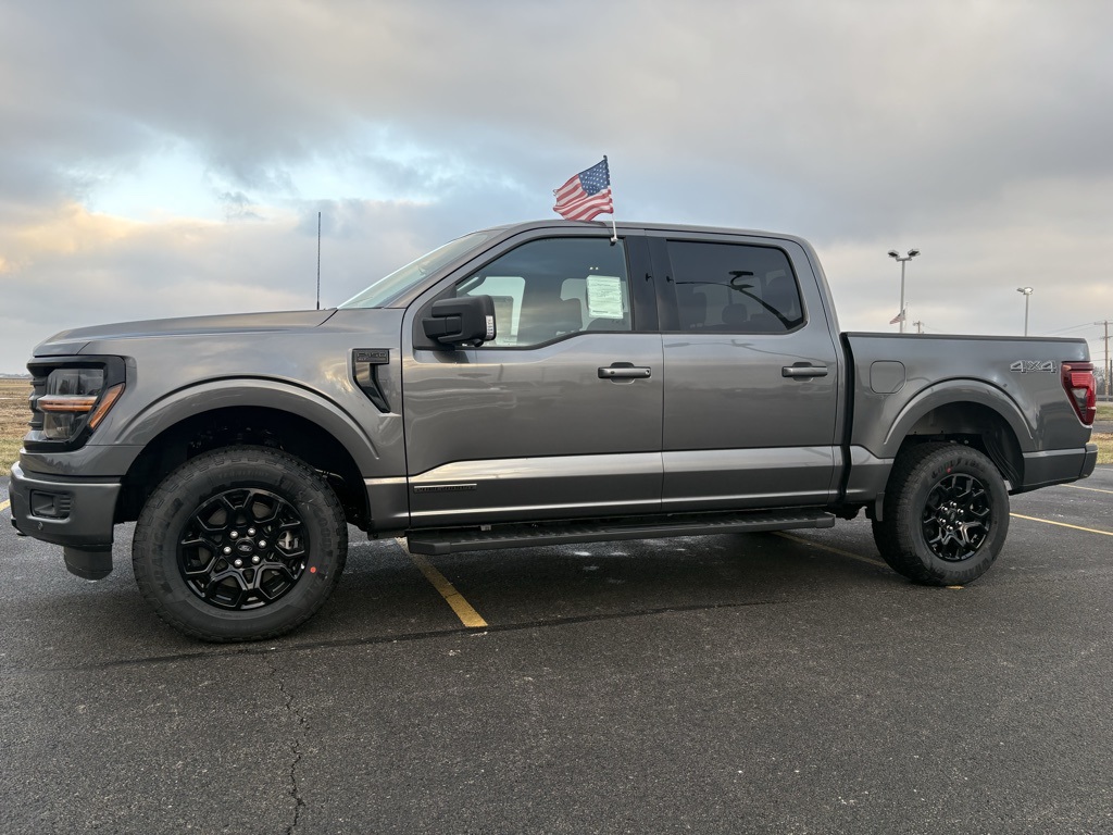 2025 Ford F-150 XLT's photo