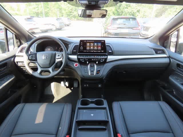 2026 Honda Odyssey photo 16