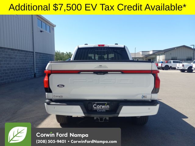 2025 Ford F-150 Lightning Lariat photo 4