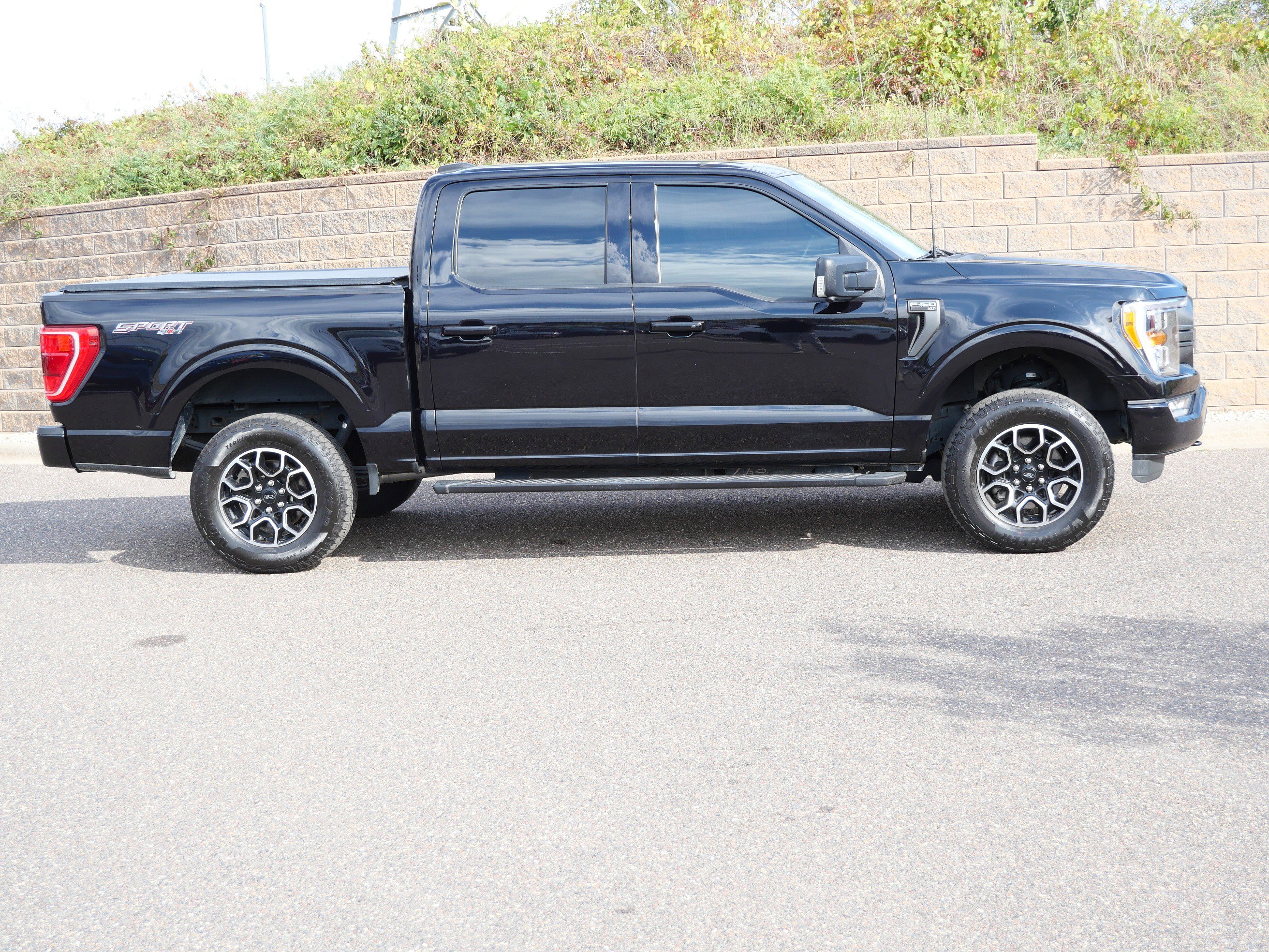 Used 2022 Ford F-150 XLT with VIN 1FTFW1E83NKE50332 for sale in Eden Prairie, Minnesota