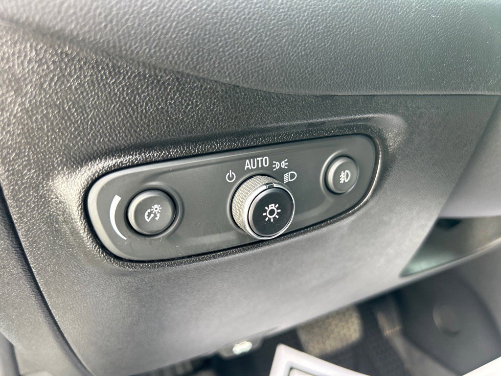 2020 Chevrolet Equinox Premier photo 21