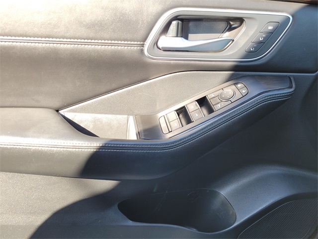 2022 Nissan Rogue Platinum photo 31