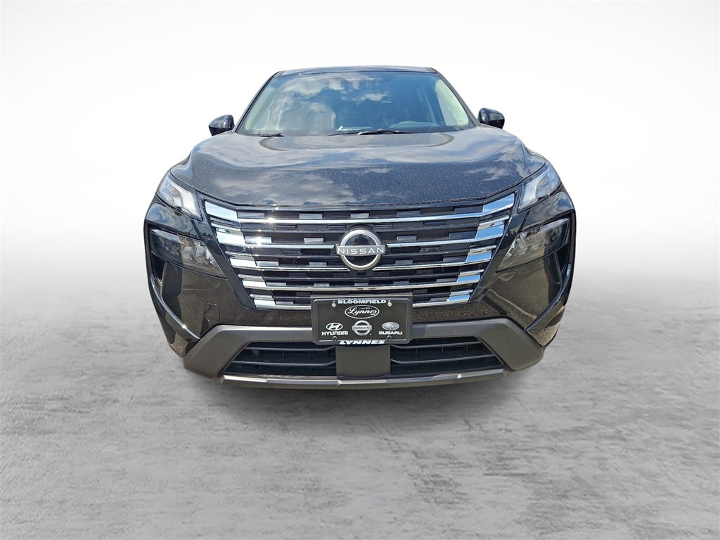2026 Nissan Rogue SV photo 2