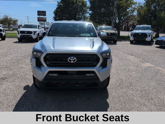 2025 Toyota Tacoma SR5 photo 14