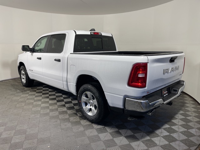 2025 Ram 1500 Tradesman photo 4