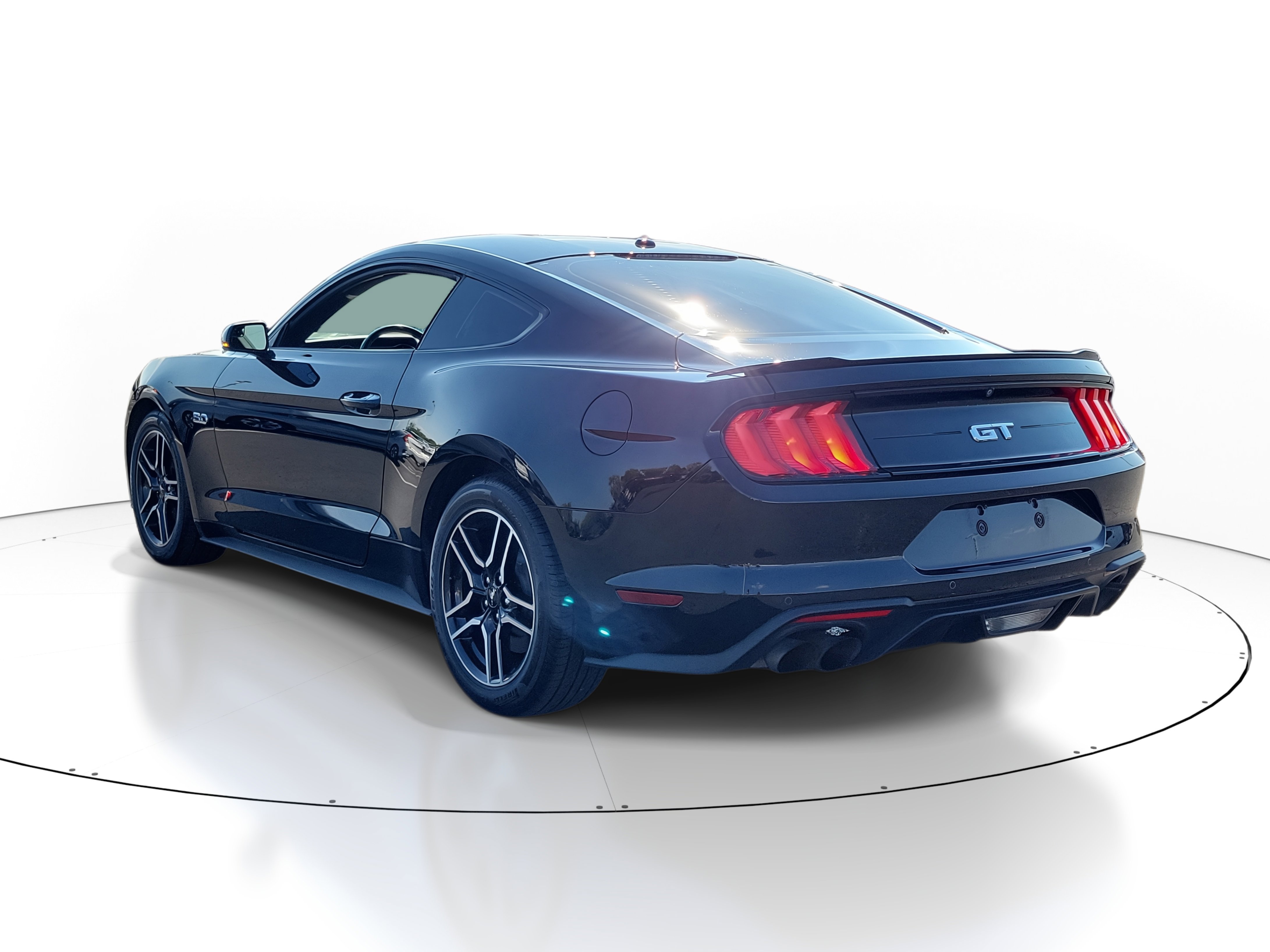 2018 Ford Mustang GT photo 3