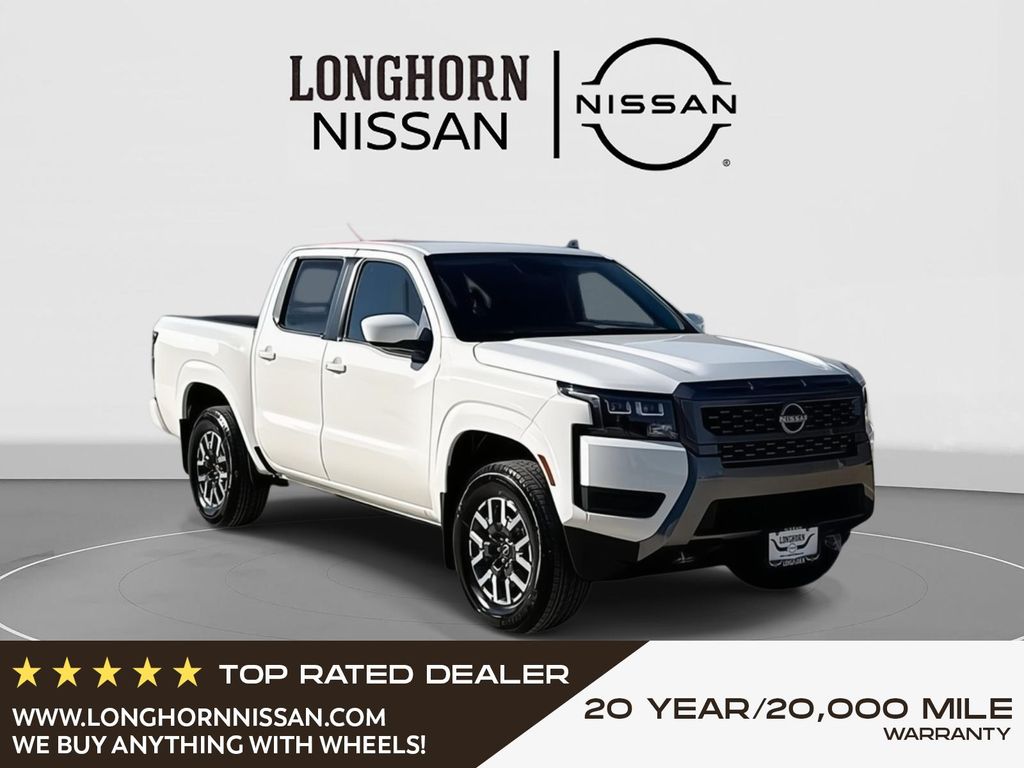 2026 Nissan Frontier SV's photo