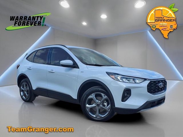 2025 Ford Escape ST-Line Select's photo