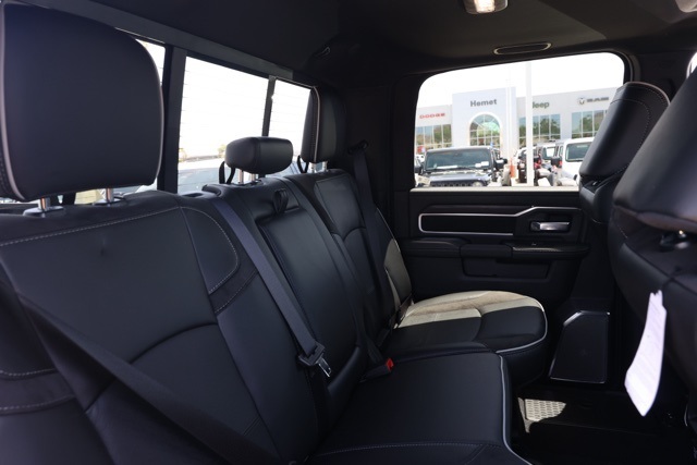 2025 Ram 2500 Laramie photo 15