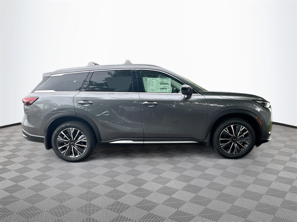 2026 Infiniti QX60 Luxe photo 8