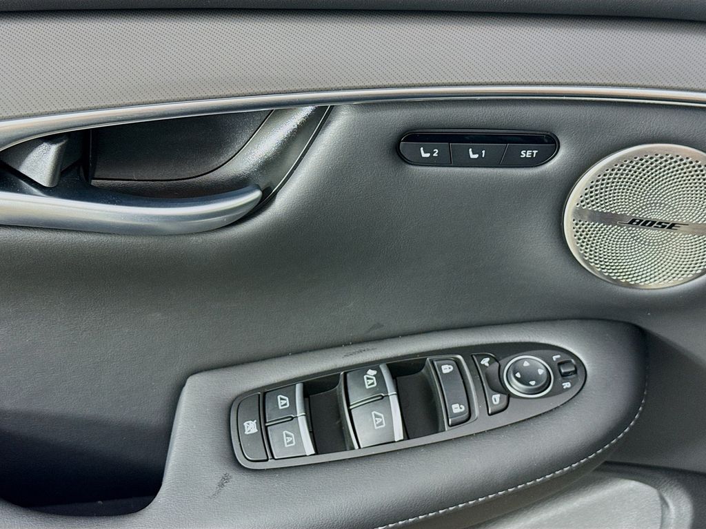 2025 Infiniti QX50 Luxe photo 14