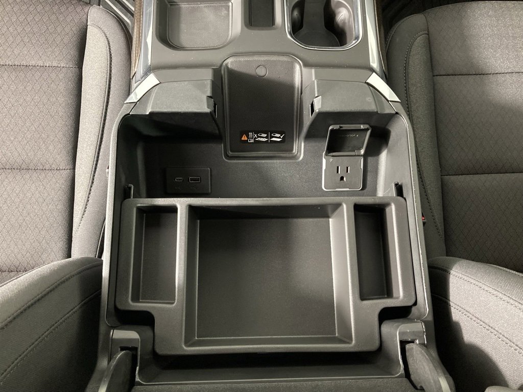 2026 Chevrolet Silverado 1500 LT photo 9