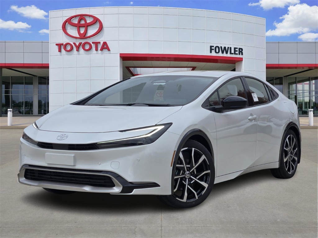 2026 Toyota Prius XSE's photo