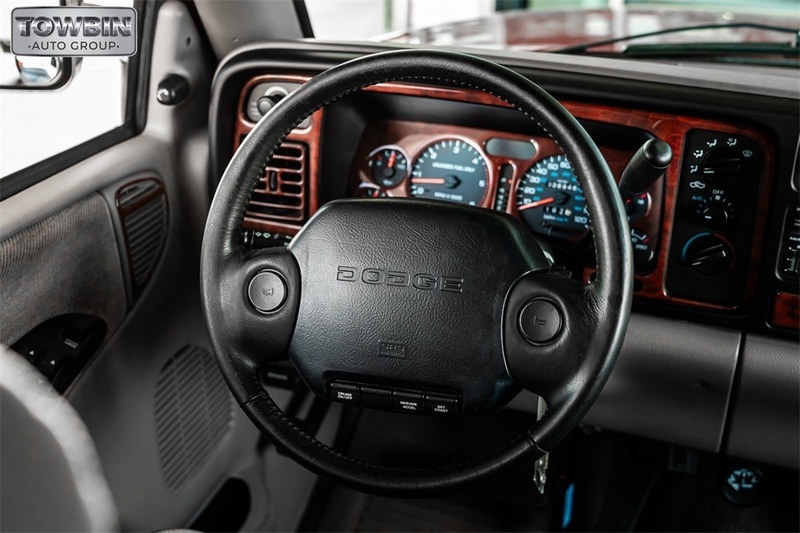 1996 Dodge Ram ST photo 16