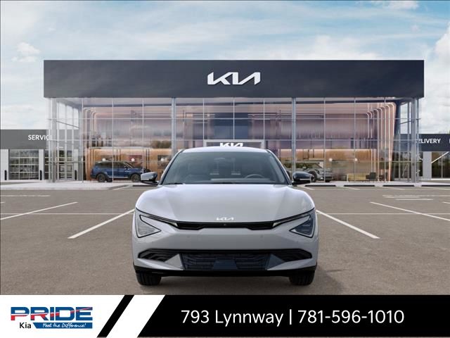 2025 Kia EV6 Light photo 2