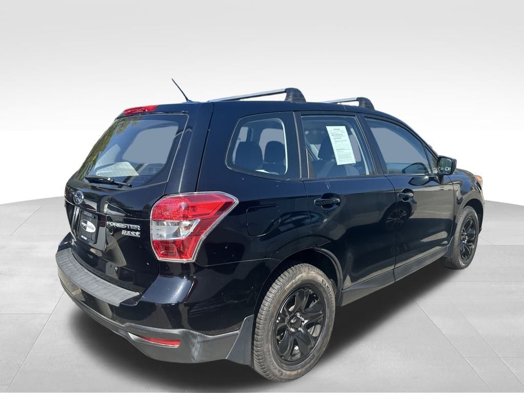 2014 Subaru Forester 2.5i photo 3