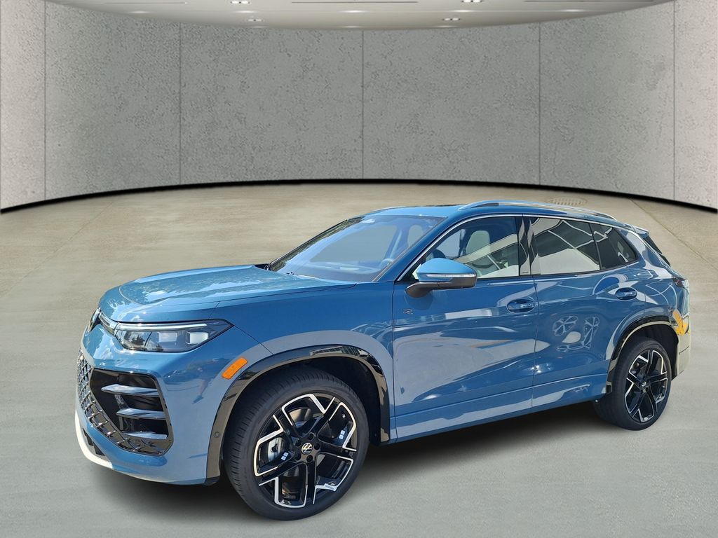 2026 Volkswagen Tiguan SEL R-LINE TURBO's photo