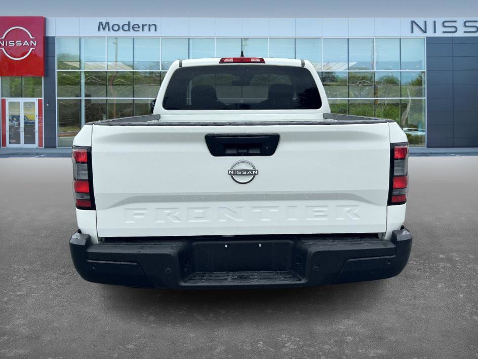 2024 Nissan Frontier S photo 6