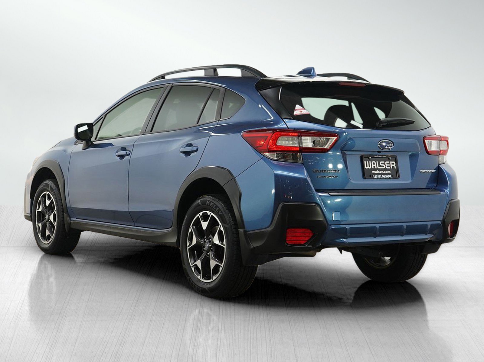 2019 Subaru Crosstrek 2.0i Premium photo 2
